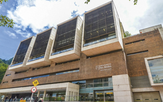 12-UNIVERSIDAD-DE-LOS-ANDES
